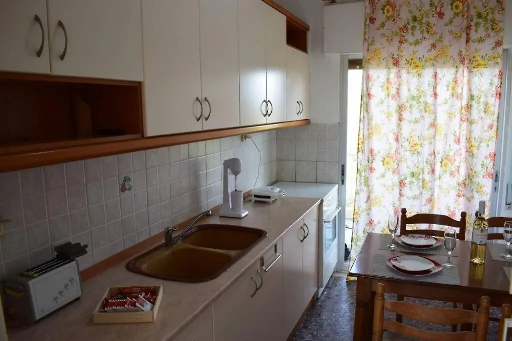 Marija Apartment With A Sea View Terrace! Nea Moudania